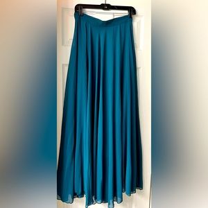 Chicwish size medium teal Chiffon Maxi skirt.